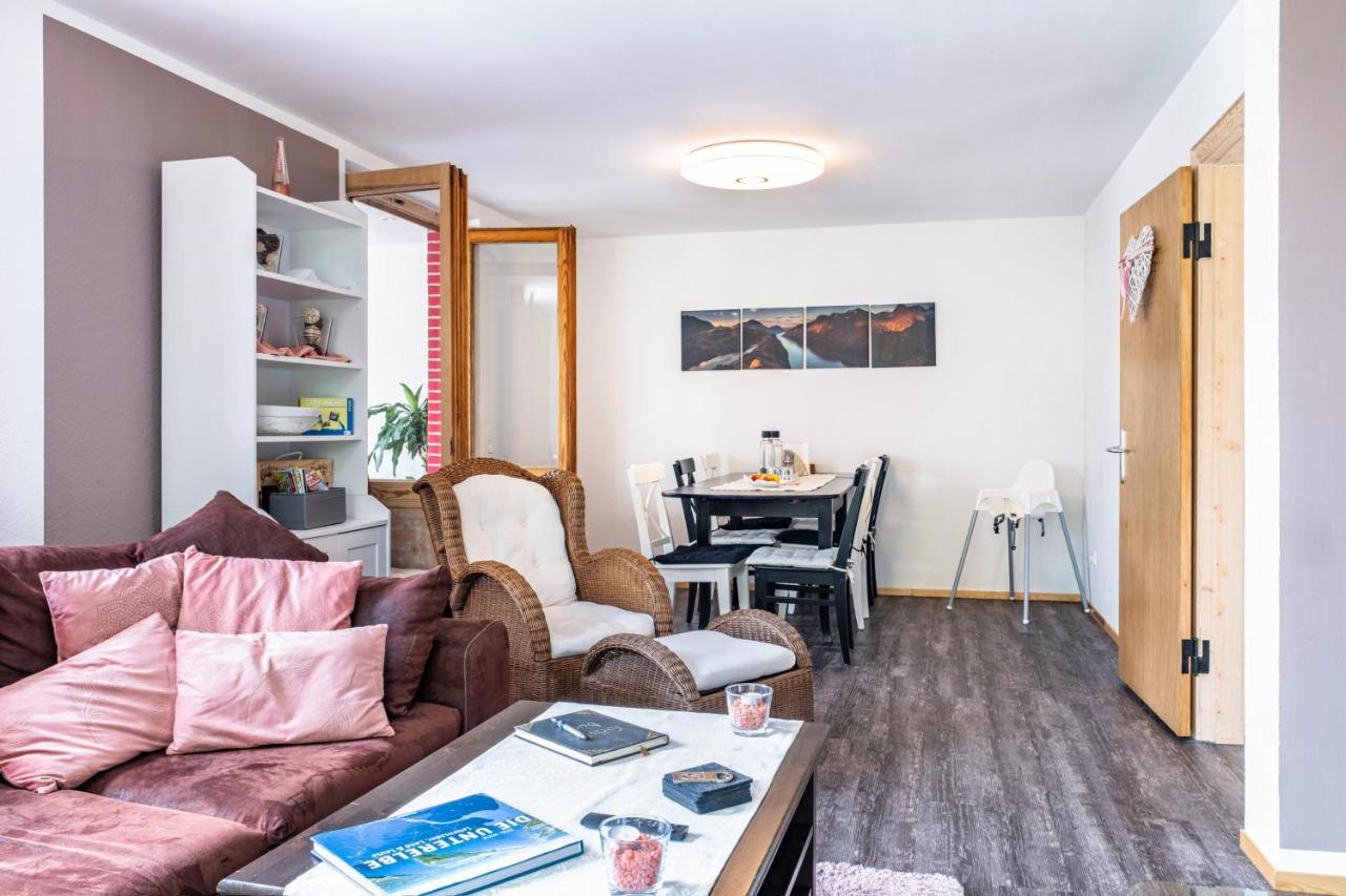 Ferienwohnung Am Elbstrom シュターデ エクステリア 写真