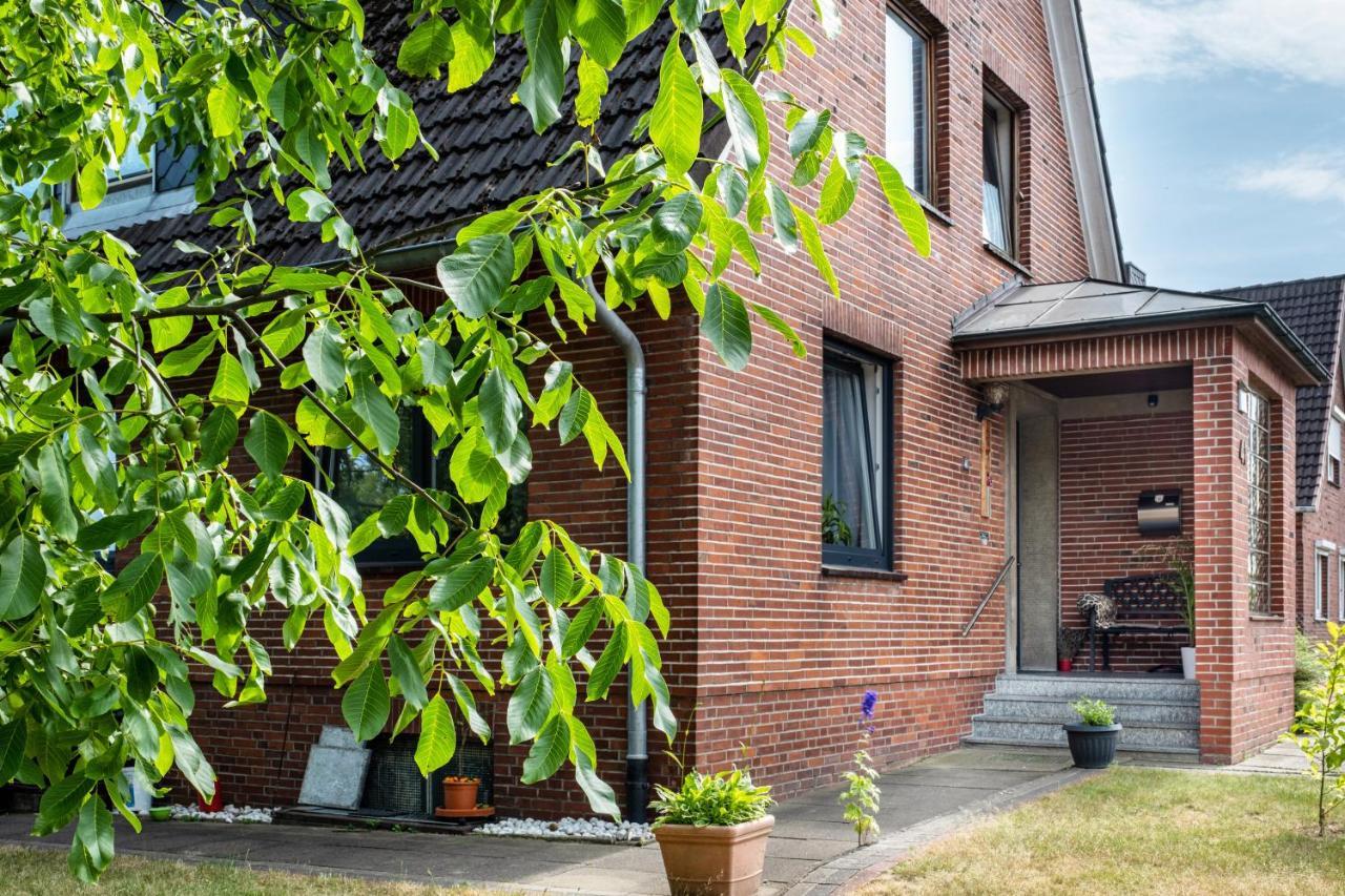 Ferienwohnung Am Elbstrom シュターデ エクステリア 写真